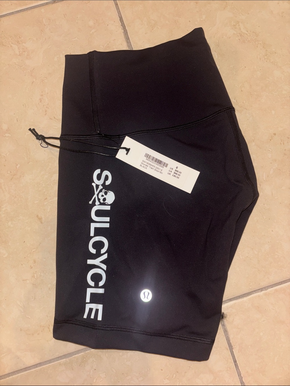 Lululemon Wunder train 6” shorts SoulCycle